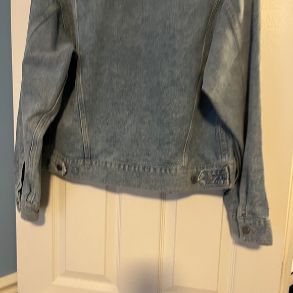 Jean jacket - Picture 9 of 11